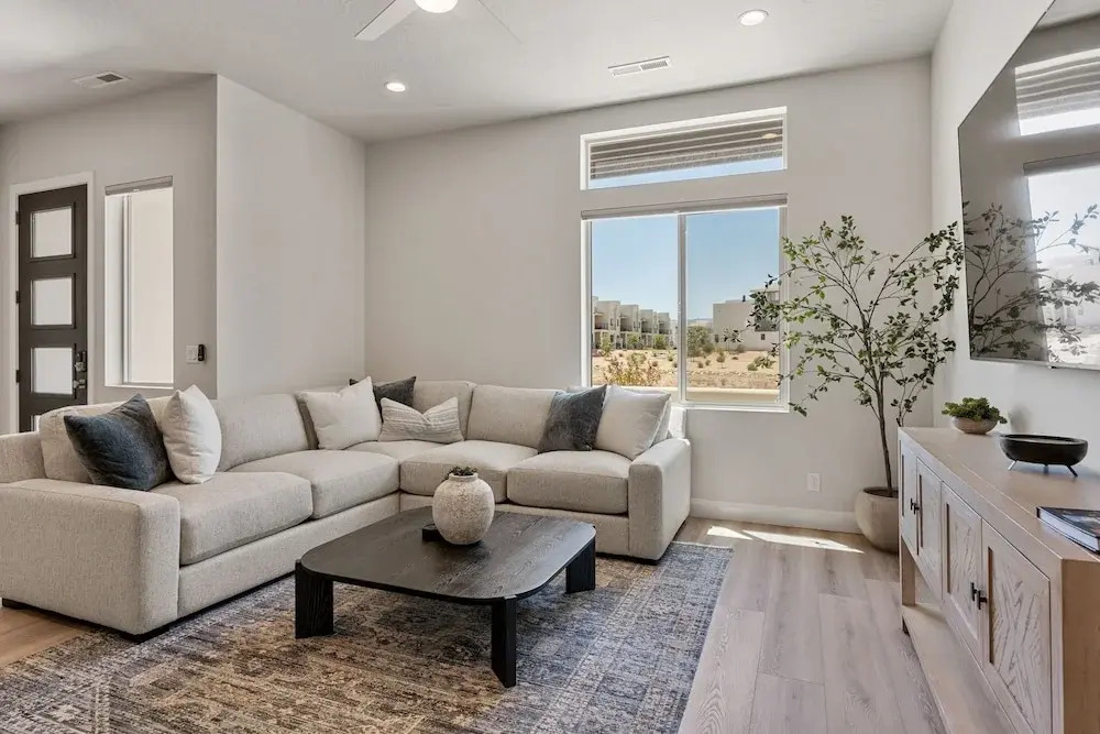 The Crash Pad 5 Bedroom Townhouse