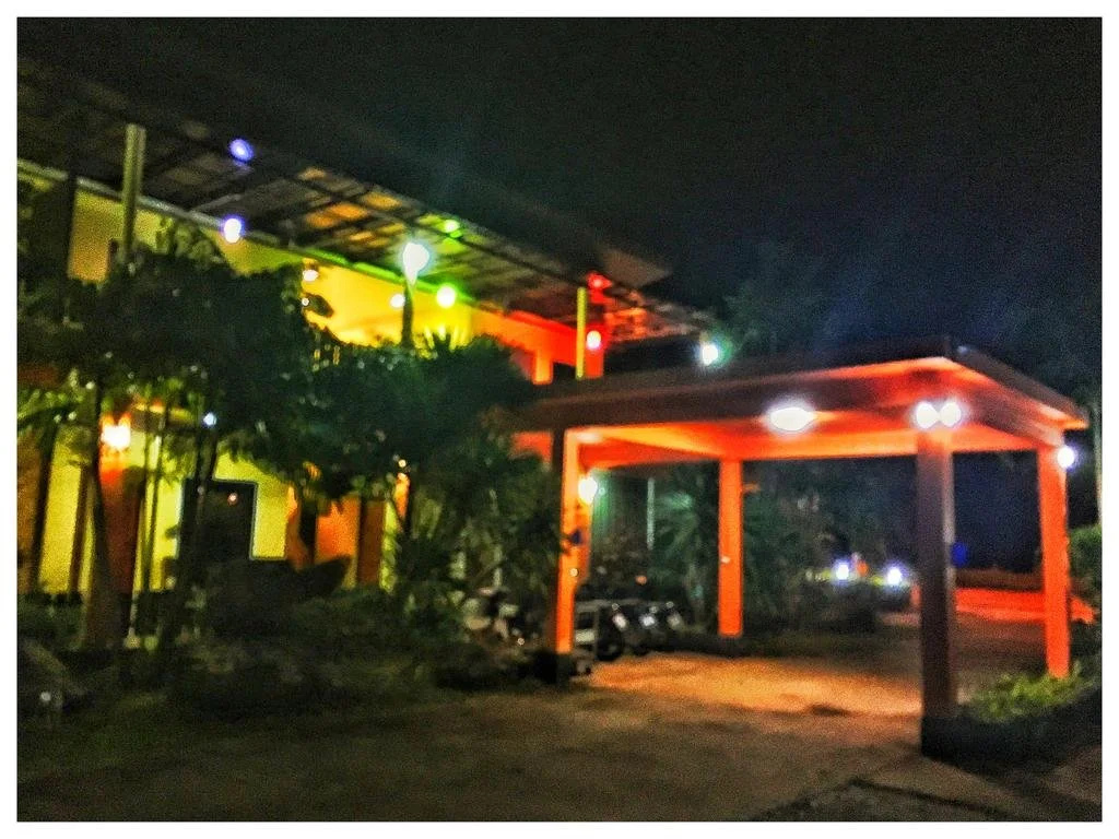 Tharadol Resort