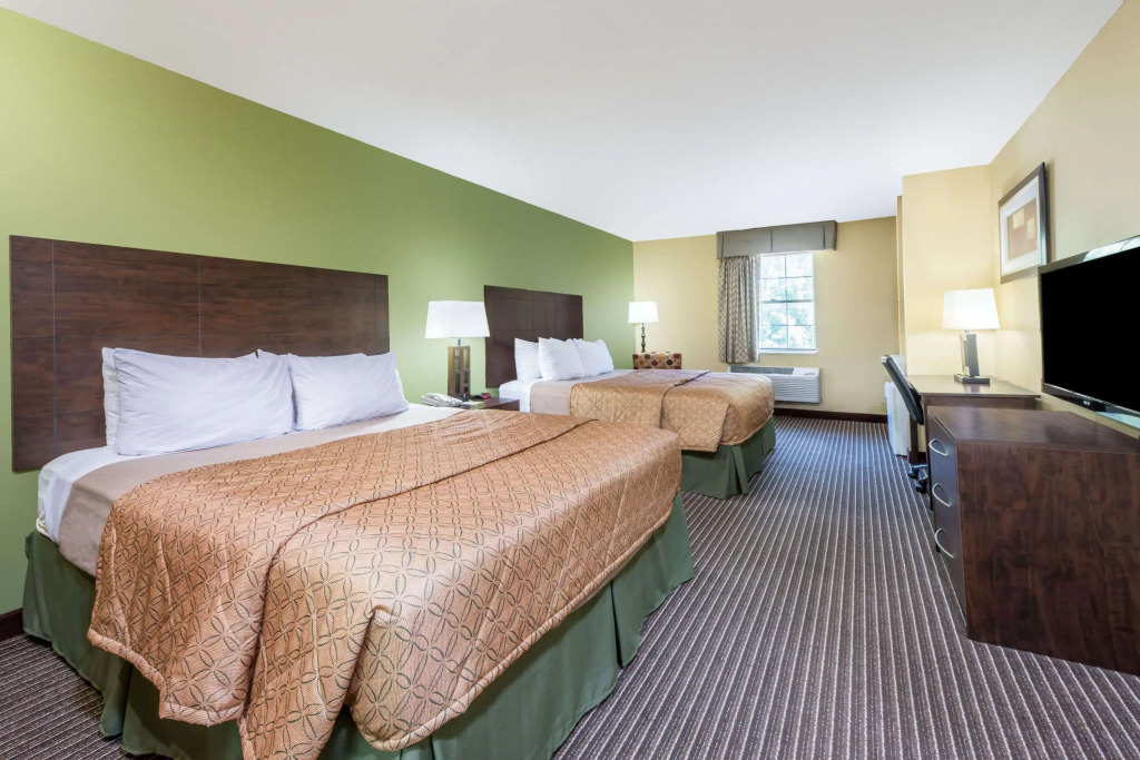 Days Inn by Wyndham Perryville MO