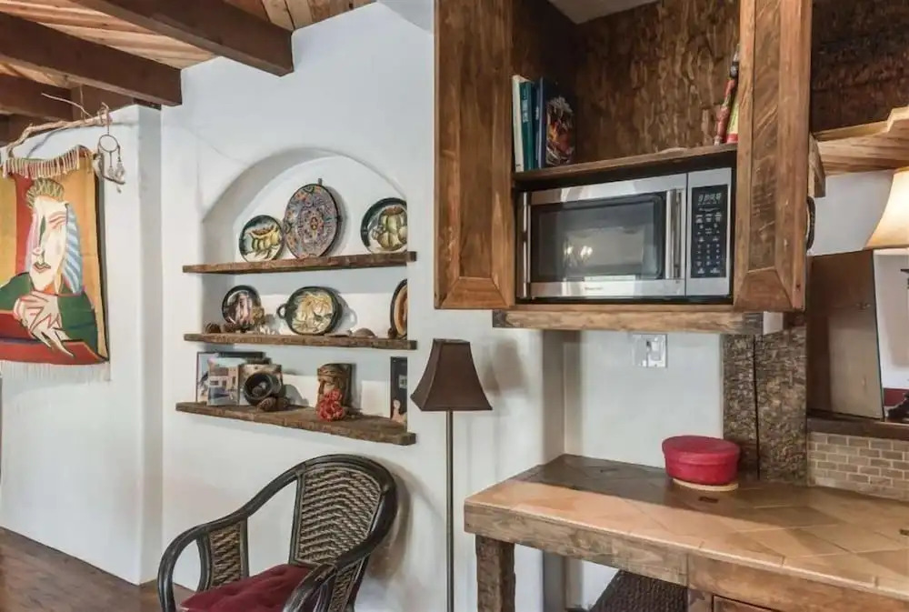 Cielo Lindo - Secluded Southwestern Retreat Within Minutes of Downtown