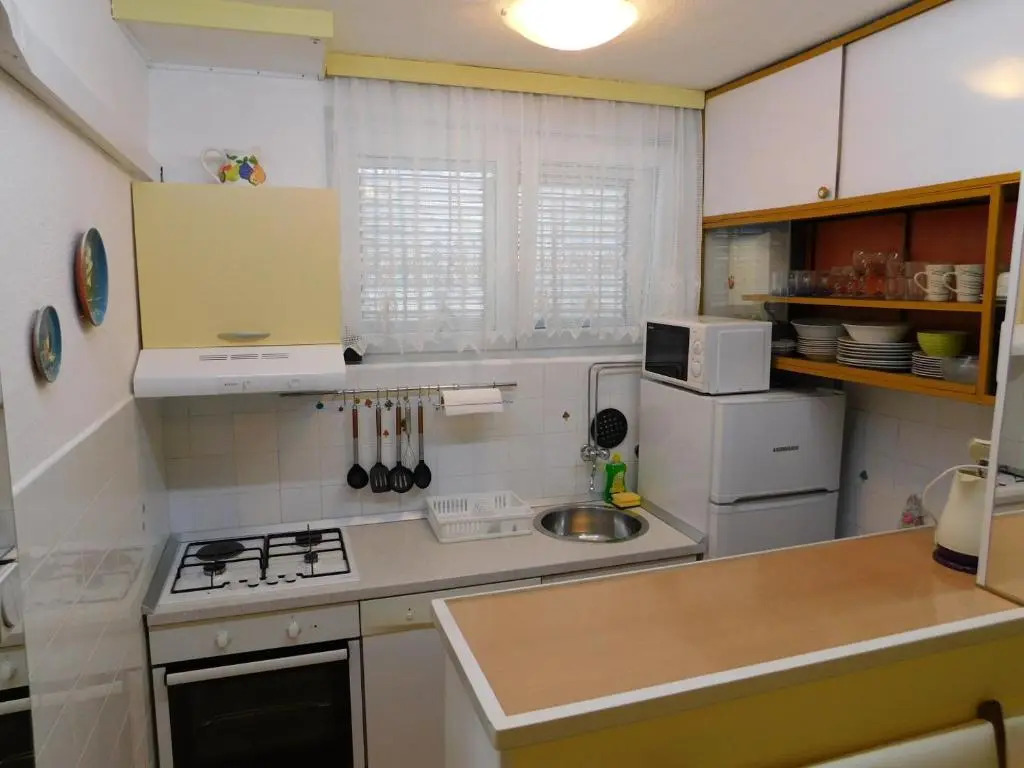 Apartment Doni