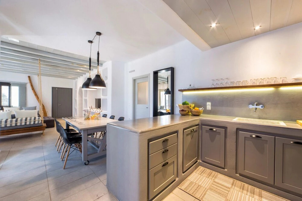 Villa Fuster in Paros