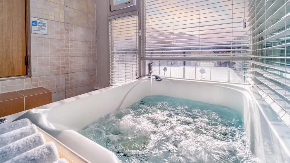 New Healing Spa Pension