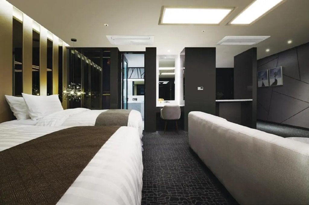 Jeongseon JS GRAND PALACE Hotel