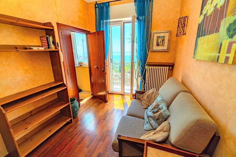 Appartamento con vista panoramica - Mikha'el Apartment