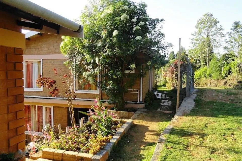 De Rock Jungle Living Resort