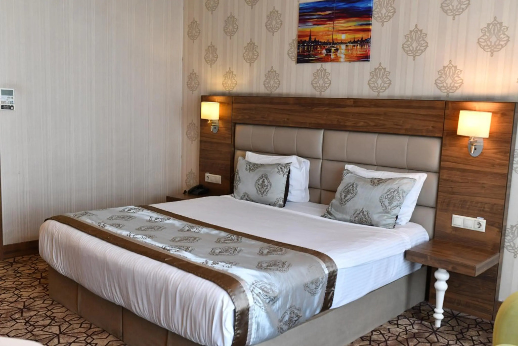 Royal Hotel Inegol