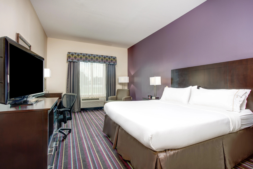 Holiday Inn Express & Suites Raceland - Highway 90 by IHG