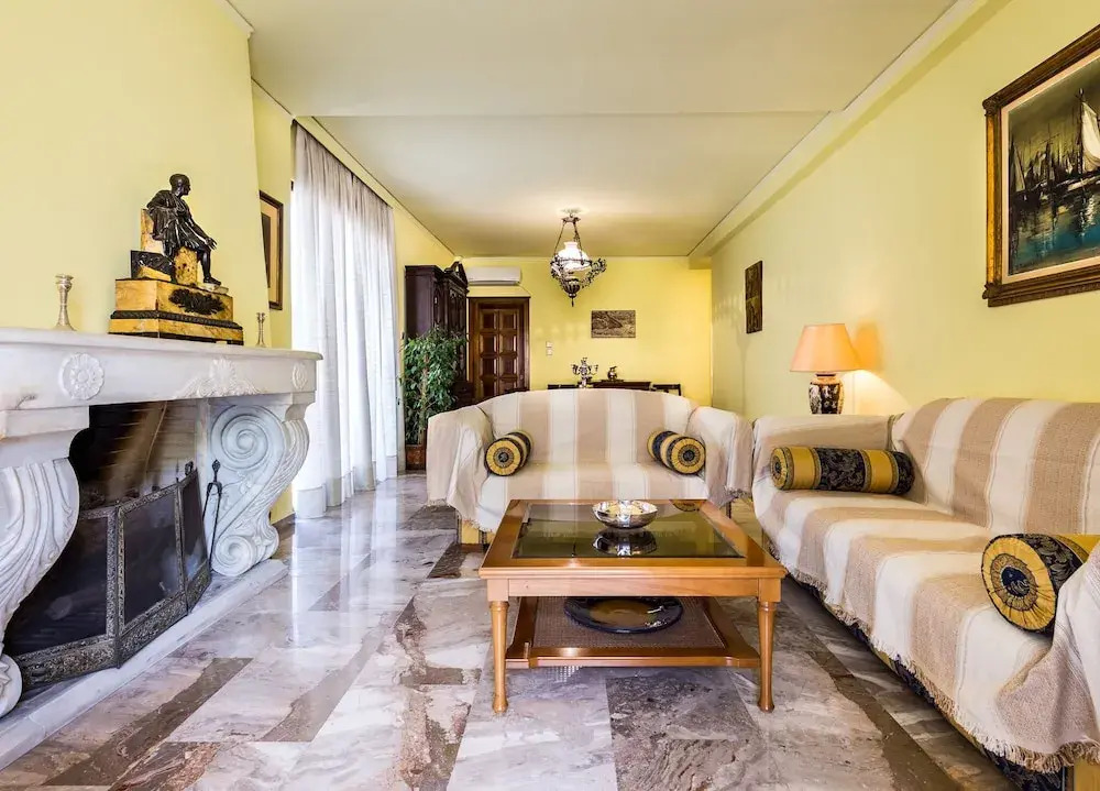 3 bedroom apartment in Acropolis area