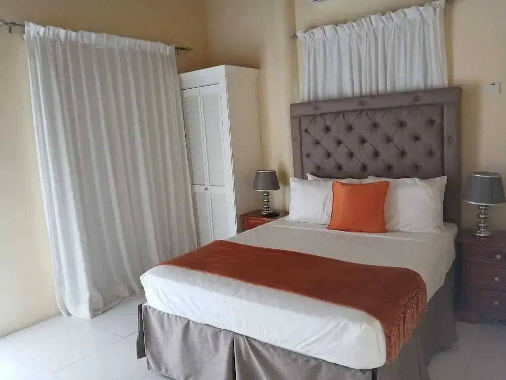 Runtings Hideaway Stay Nomprel Road Negril