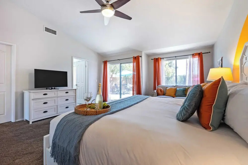Luxury Oasis w/ Pool + Hot Tub, Fire Pit, Games & Big Yard Larrea by Avantstay