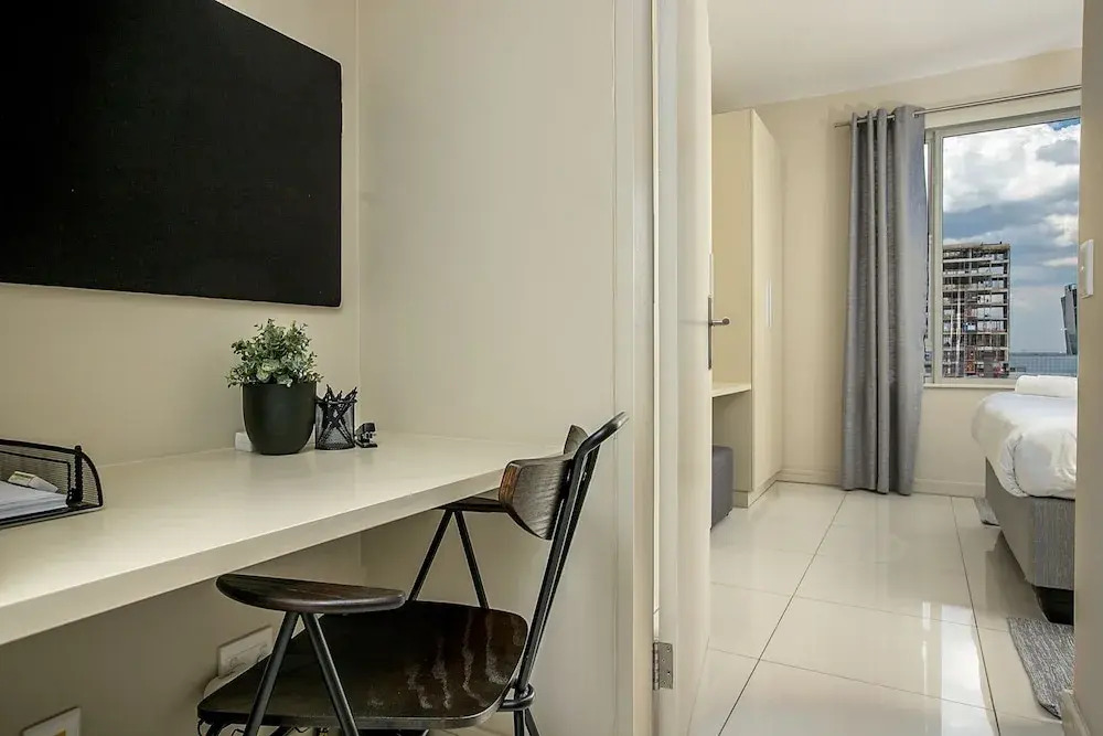 801 The Tyrwhitt Rosebank - Adults Only