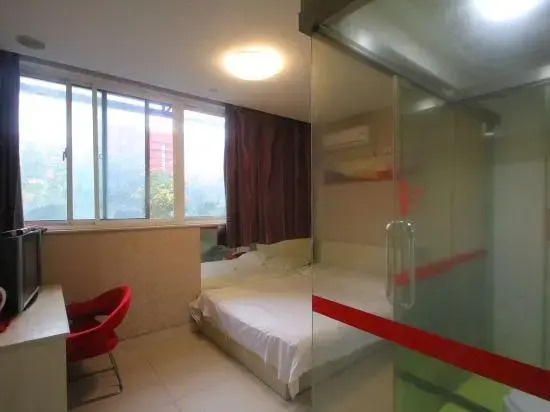 Stars 99 Hotel (Shanghai University of Finance and Economics)