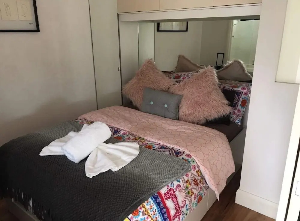 Potts Point Chic, Sydney Apartment