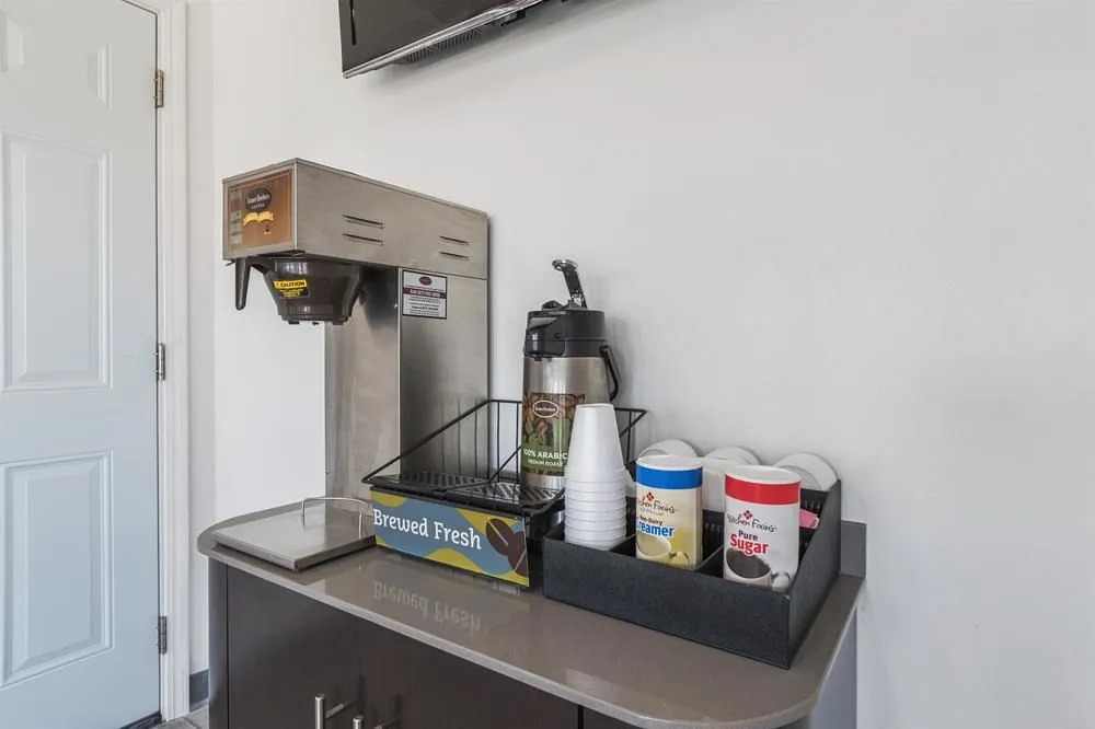 Americas Best Value Inn/motel 6 Barstow