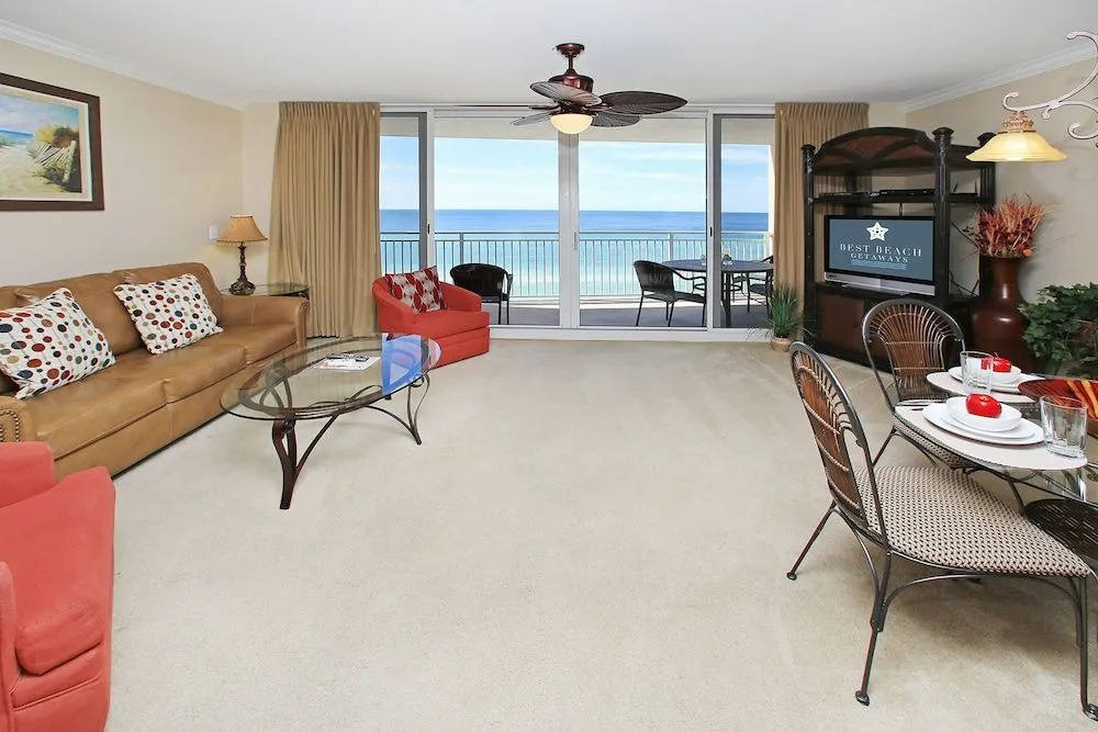 Emerald Beach 727 782069 by RedAwning