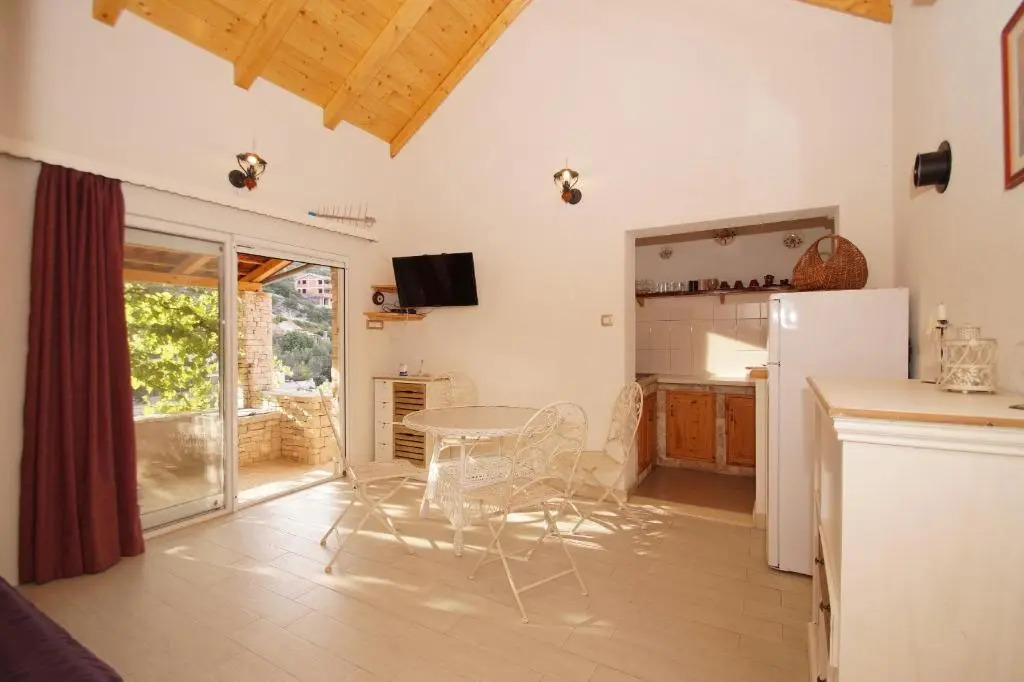 Stone House Mia - Prihonja