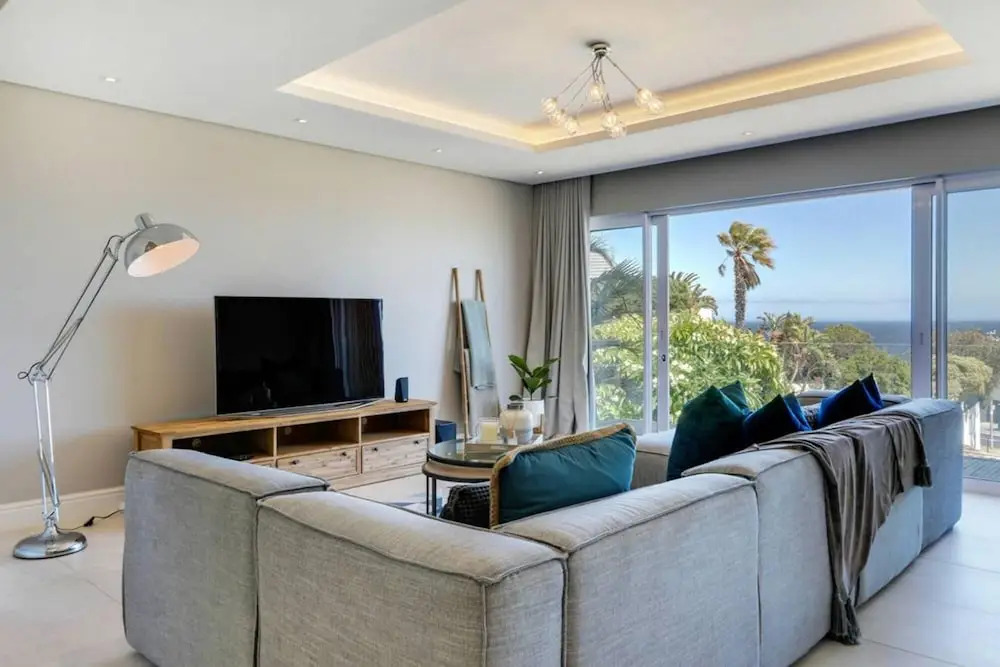 Spacious Holiday Villa w Private Pool Garden Serein