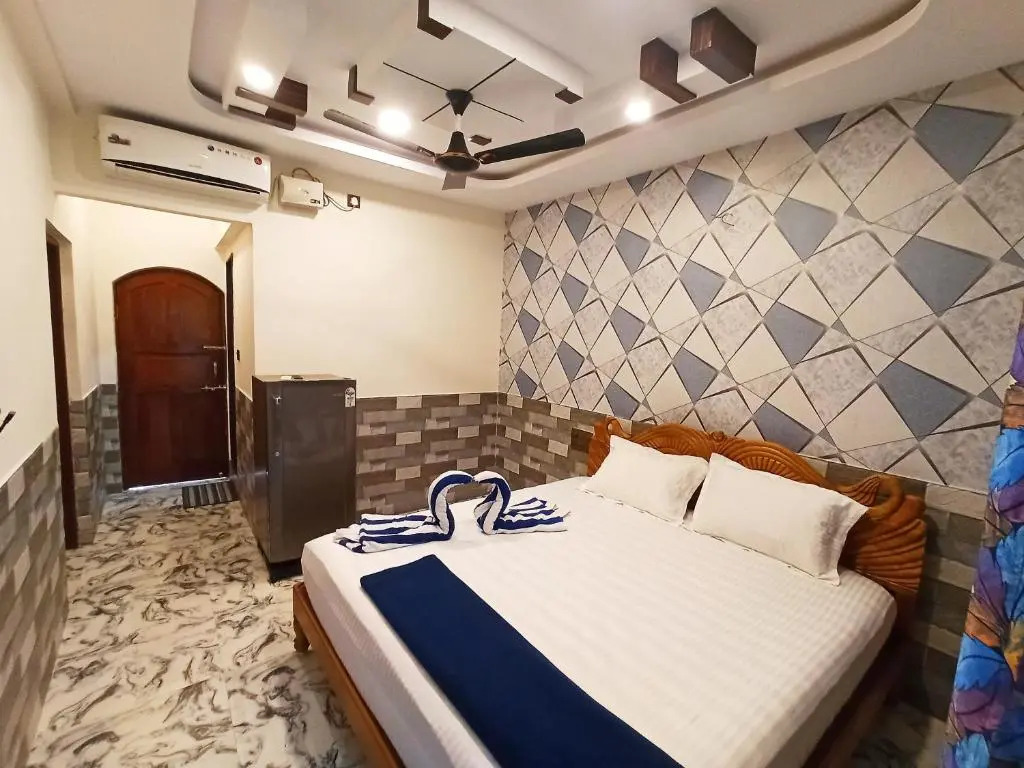 Richard Inn Residency