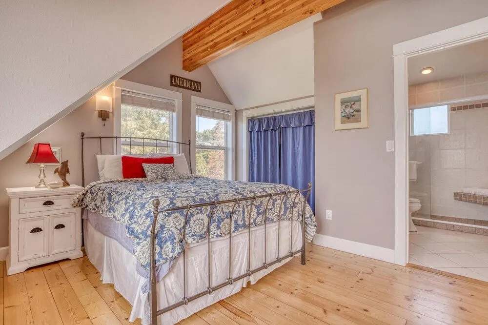 Baywood Shores Bed & Breakfast