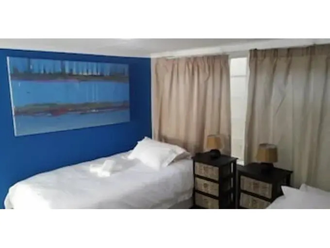 10 Cadoza BnB