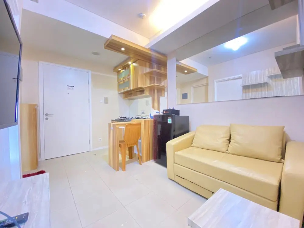 Cozy Mozy 2BR Apartment - Parahyangan Residence