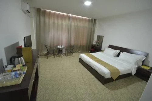 Diamond Lake Hotel KTV&Dancing Bar