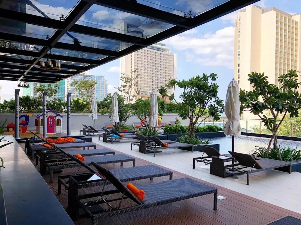 Parama Apartments