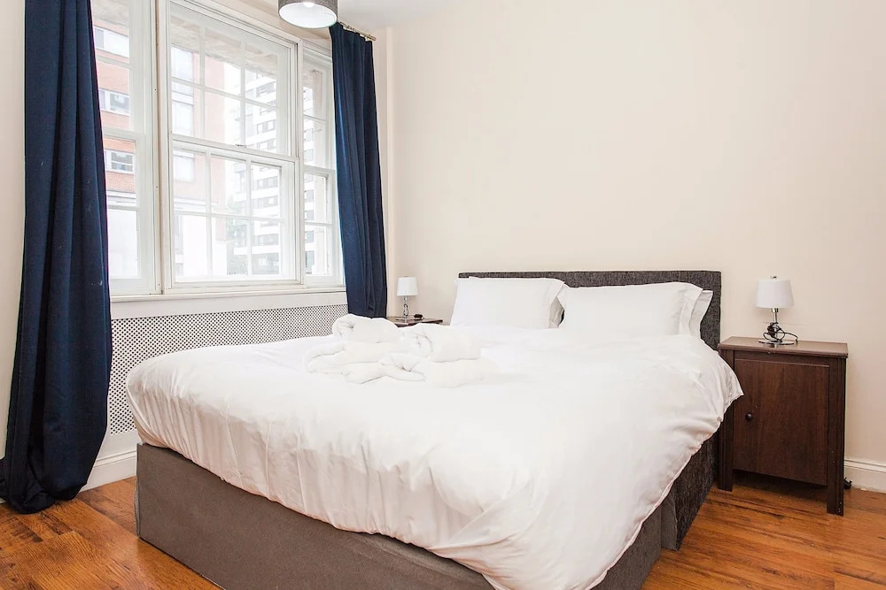 Central & Spacious 3 Bedroom Apartment