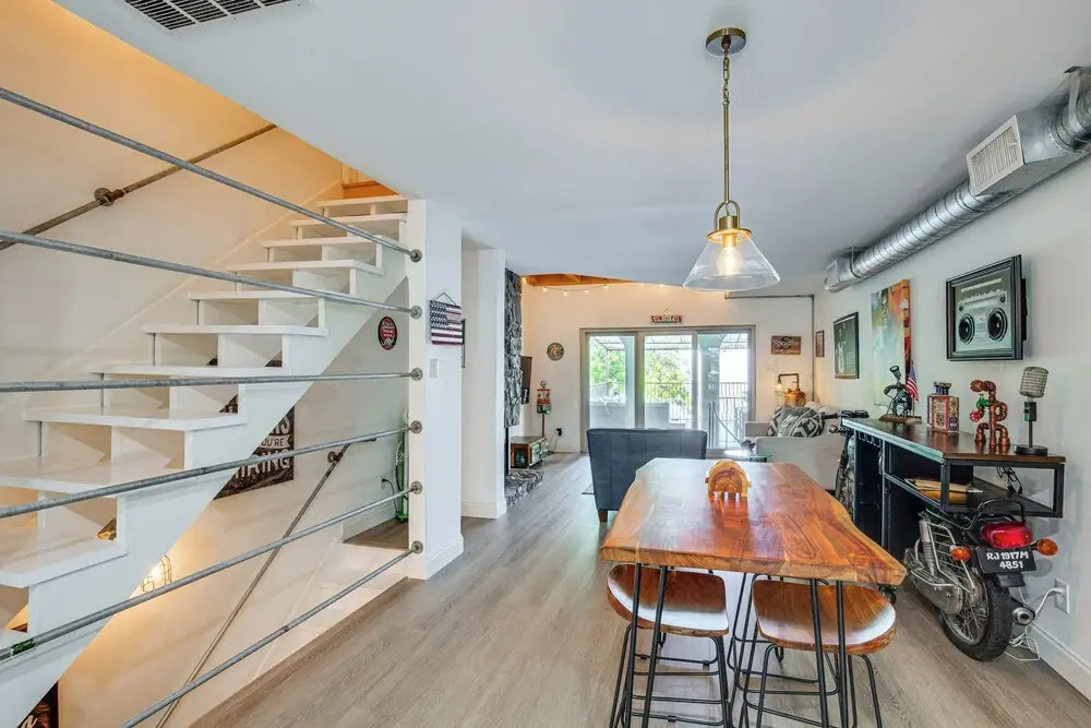 7 Mi to Winery: Lakefront Rockwall Home w/ Deck