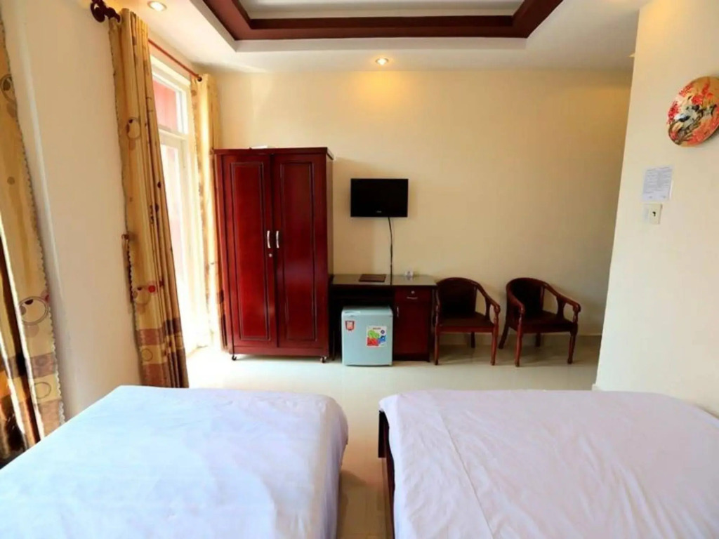Tuan Viet Hotel