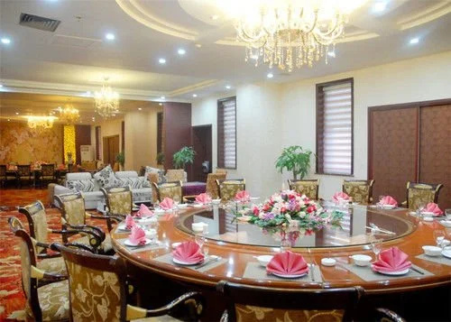 Xinyang Sunny Hotel