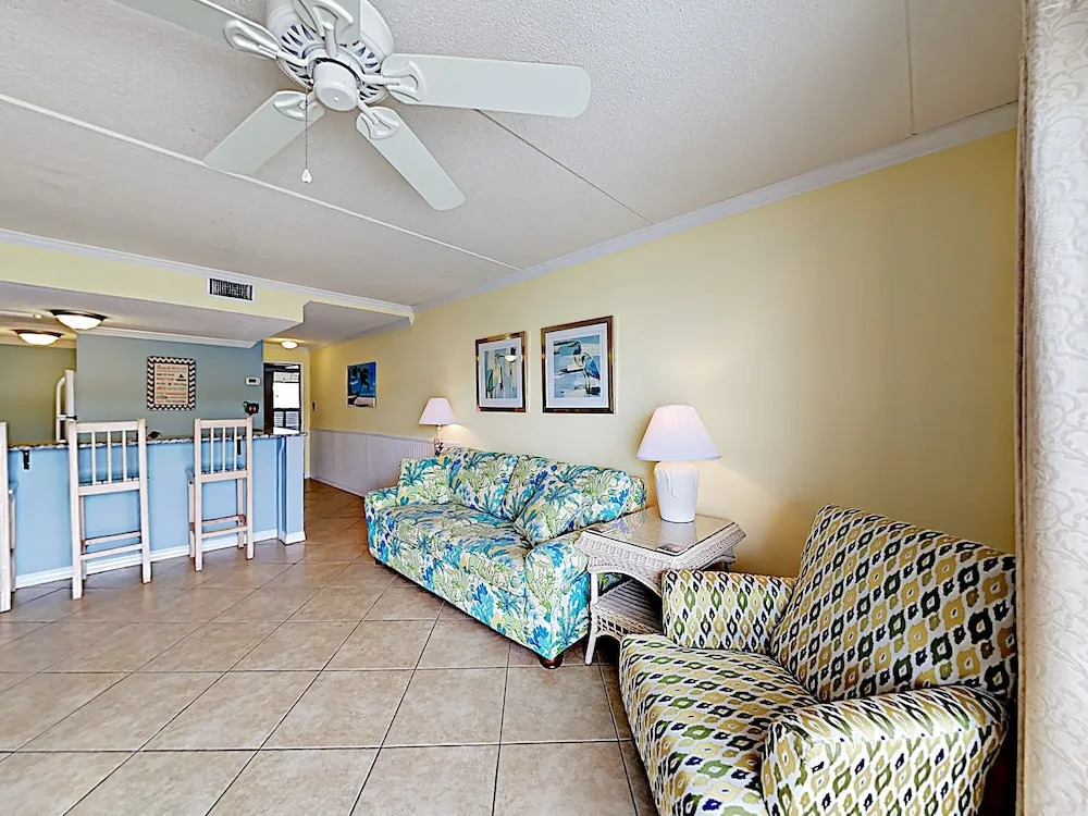 New Listing! Sugar Beach Oasis W/ 4 Pools & Tennis 2 Bedroom Condo