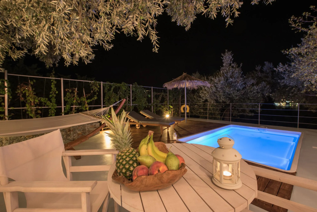 Evlalia Studios & Villas
