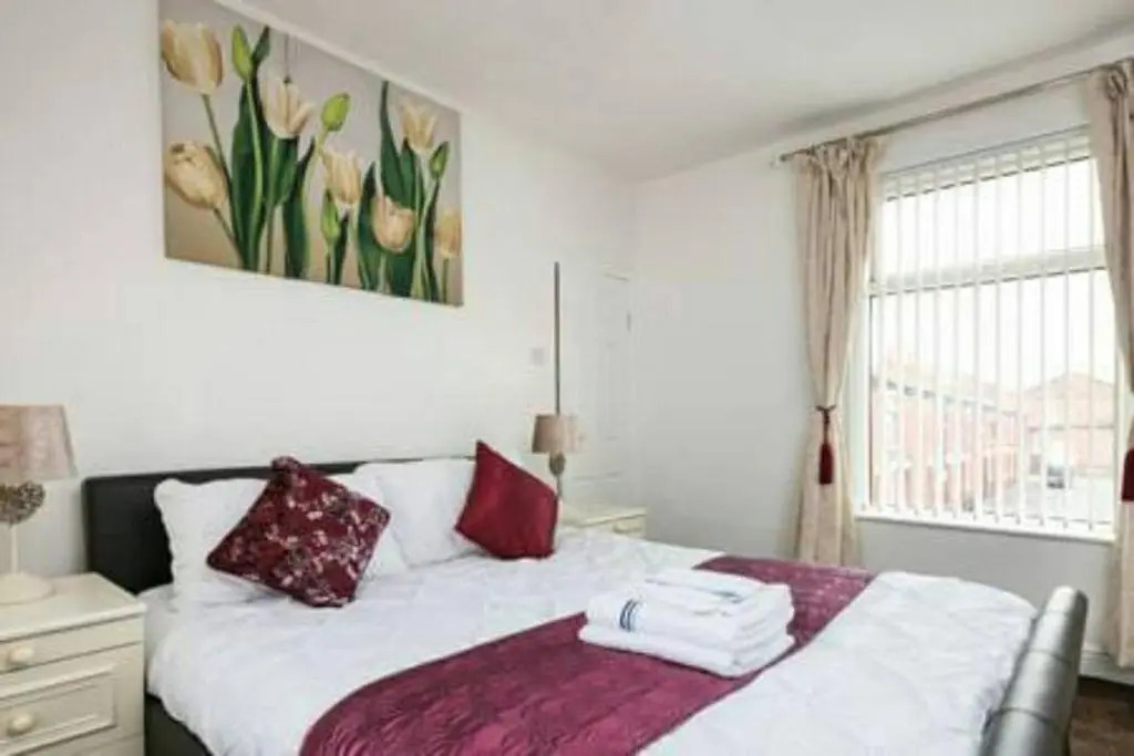 Brigstock Holidays House