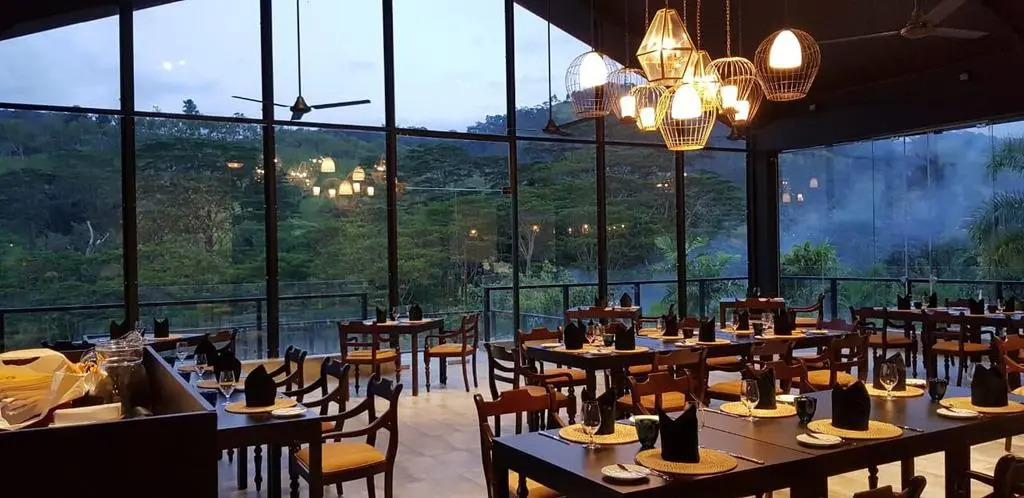 Fox Kandy by Fox Resorts - Luxury in the Mist