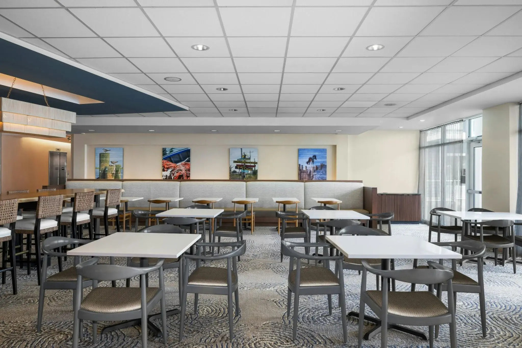 Fairfield Inn & Suites by Marriott Chincoteague Island Waterfront