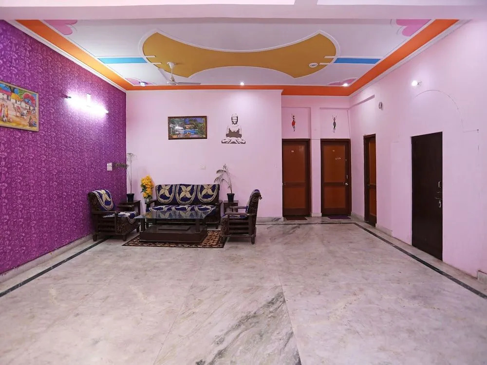 OYO 270 Home Stay Inn