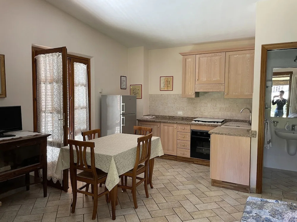 Casa Vacanza Le Case