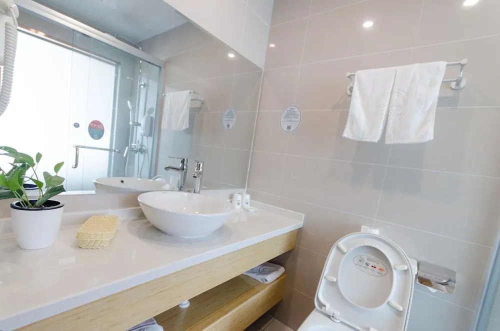 GreenTree Inn Suzhou North Zhongshan Road Weiye Yingchun Plaza Business Hotel