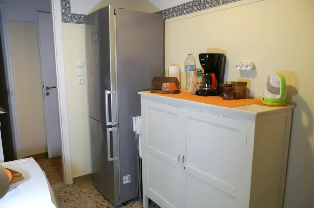 Charming Flat, 10' from Metro & 20' from Syntagma