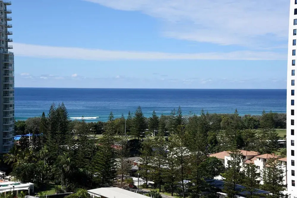 Heart of Broadbeach Walk to Everywhere