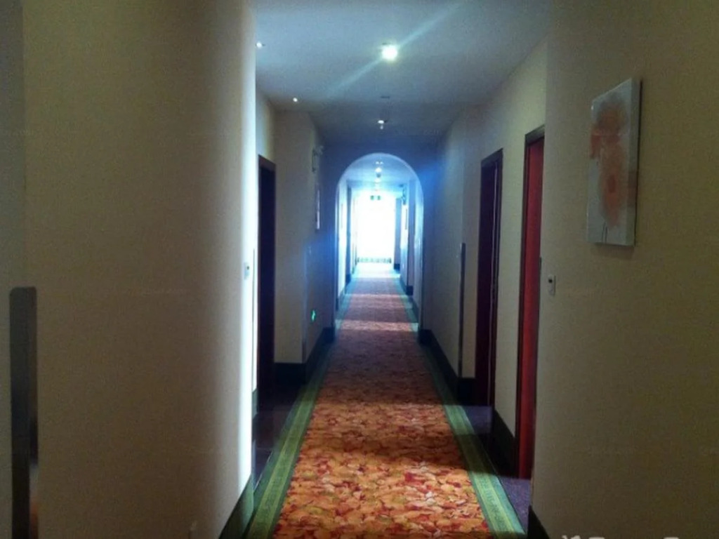 GreenTree Inn Jiangsu Wuxi Nanchang Walking Street TonGYAng Road Business Hotel