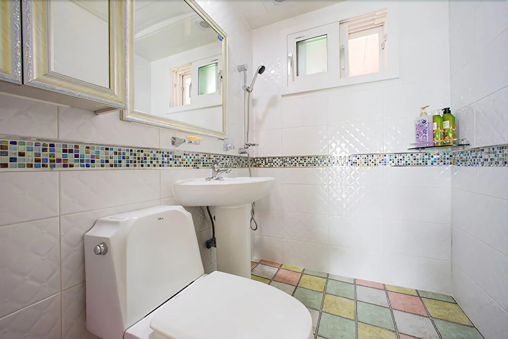 Ganghwa Pink House Pension
