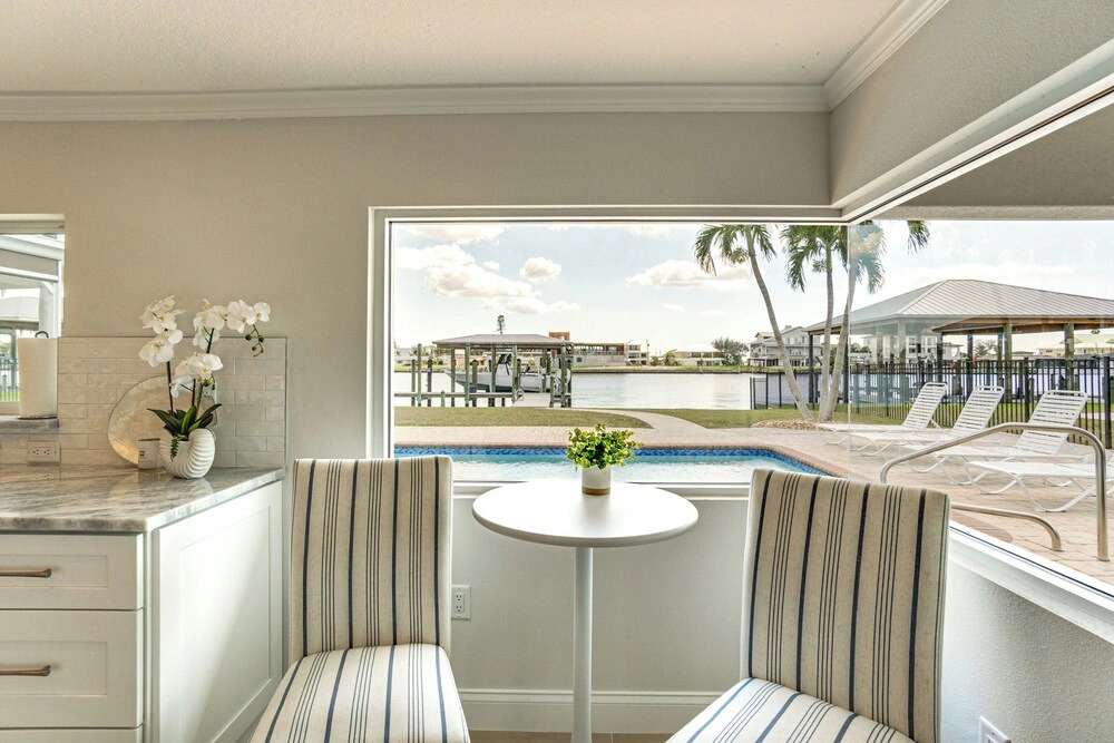 4 Mi to Englewood Beach: Boating & Fishing Escape
