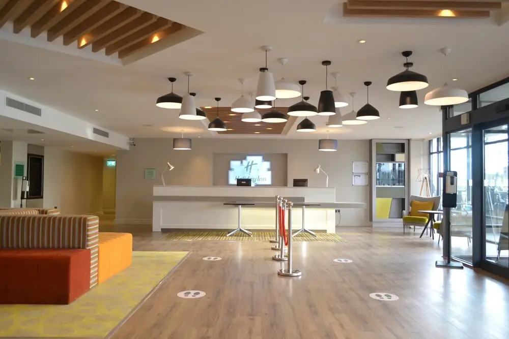 Holiday Inn Luton South M1, JCT.9