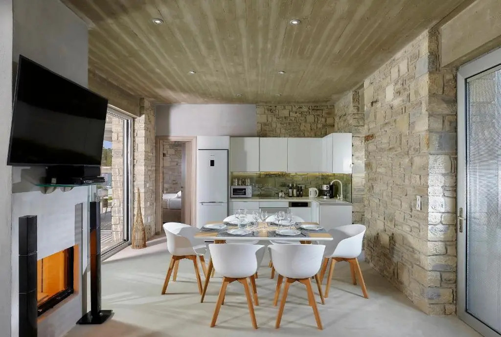 Kouros n Kori Villas
