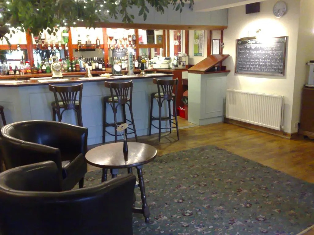 Apple Tree Hotel