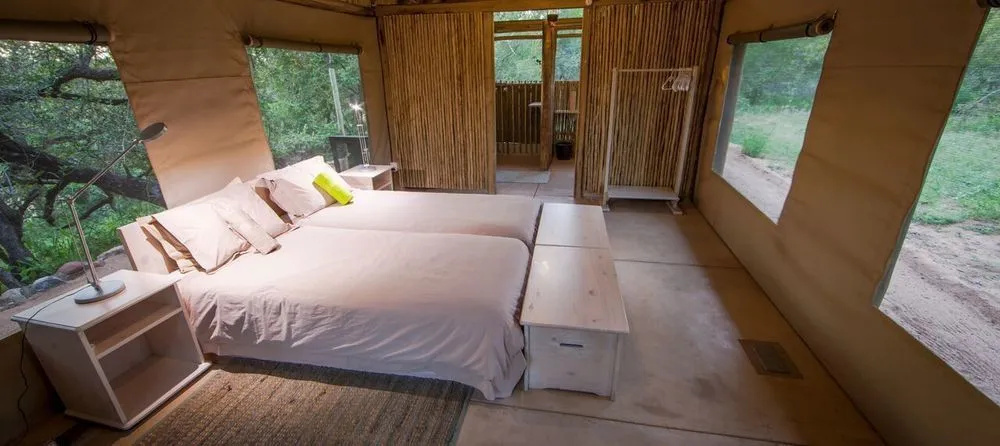 Bateleur Safari Camp
