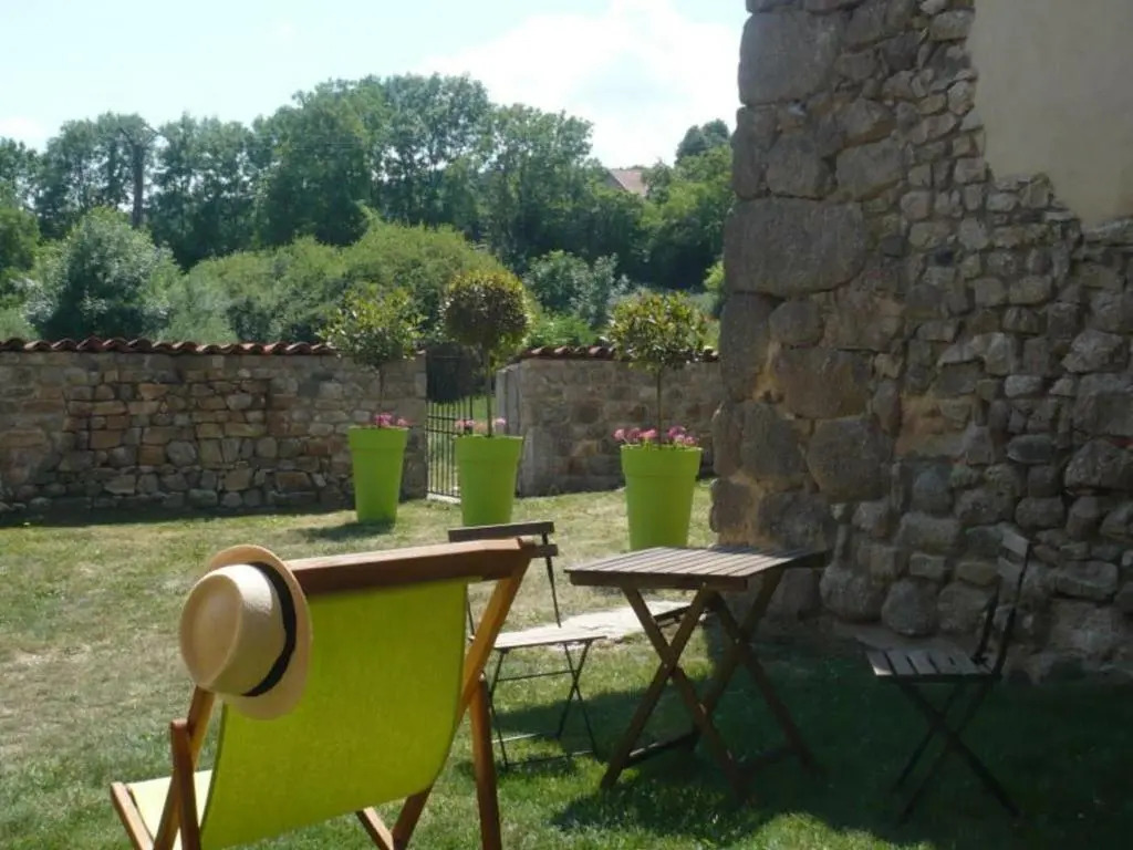 Gîte de charme rénové 3 épis, 2 chambres en pleine nature - FR-1-496-92